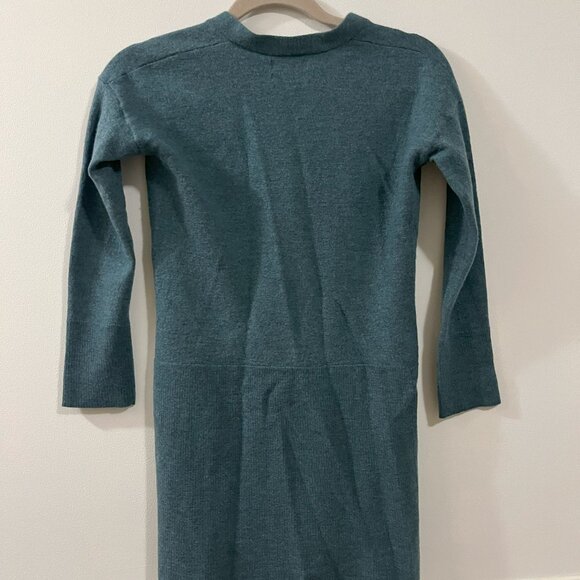 Rachel Zoe Women's Extra Fine Merino Wool Sweater, Medium (fits Small), Green - Picture 7 of 10